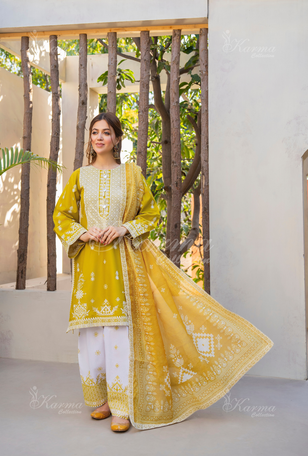 MUSTARD YELLOW