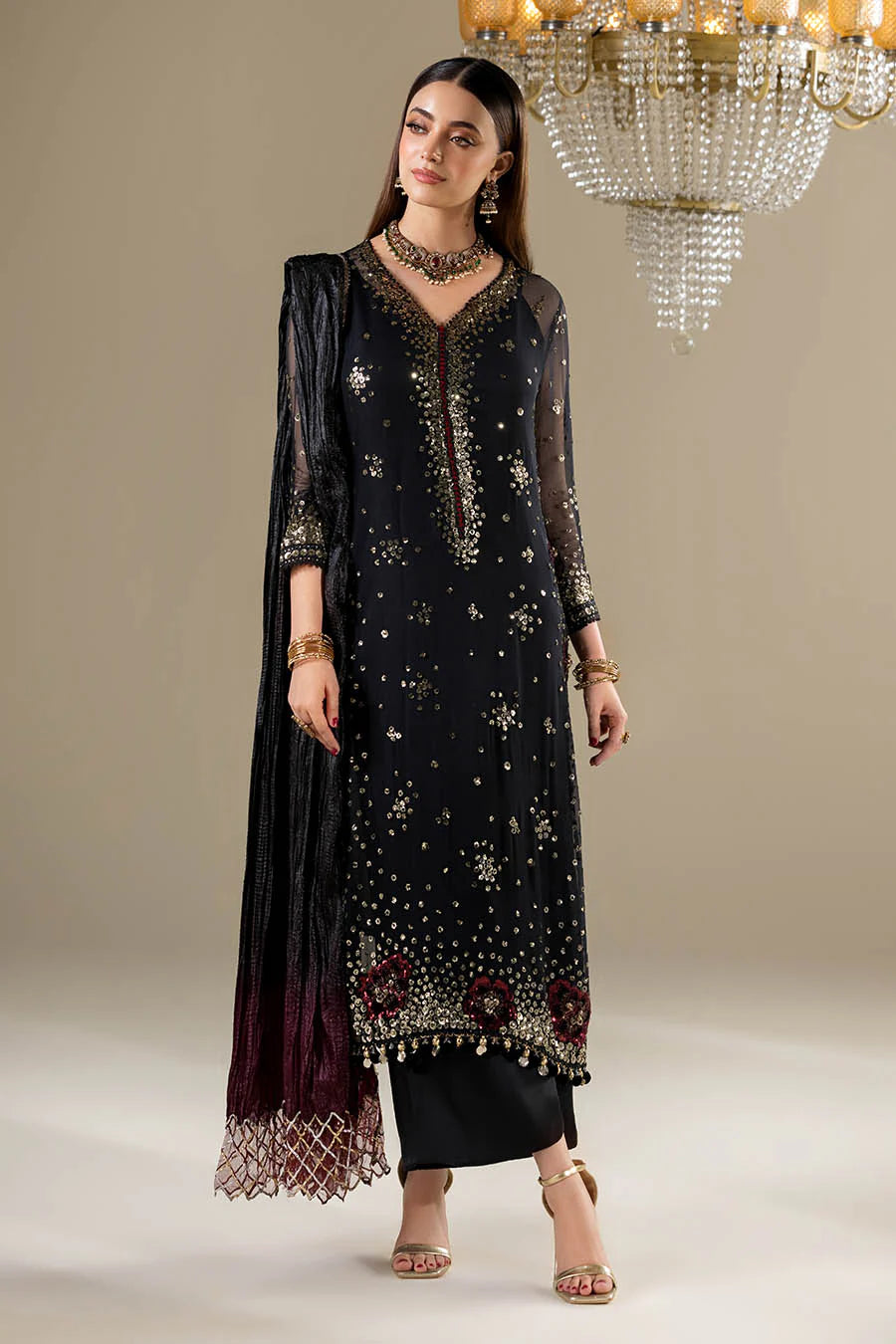 Ready-to-Wear  | Gota Suit with 3D Flowers